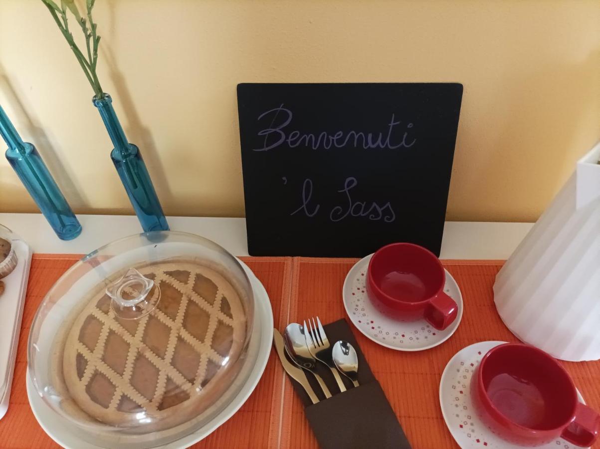 'L Sass Bed and Breakfast Borgomanero Eksteriør billede